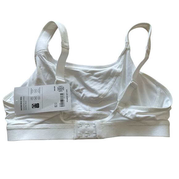 Athleta Invincible Sports Bra White 34C NEW - Picture 5 of 9